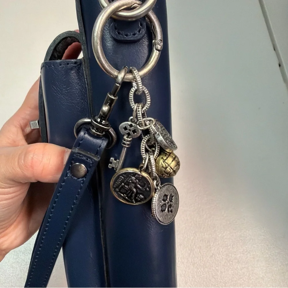 Patricia Nash Blue Wristlet Wallet Women Zipper Key Ring Folding